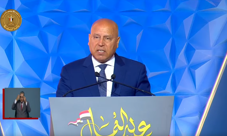 تعرف علي مبادرات الوزير لتطوير الصناعة